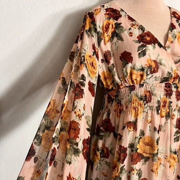 Rue21 Dress Womens Medium Yellow Cream Floral Long Sleeve Split Smock Waist - Picture 7 of 11